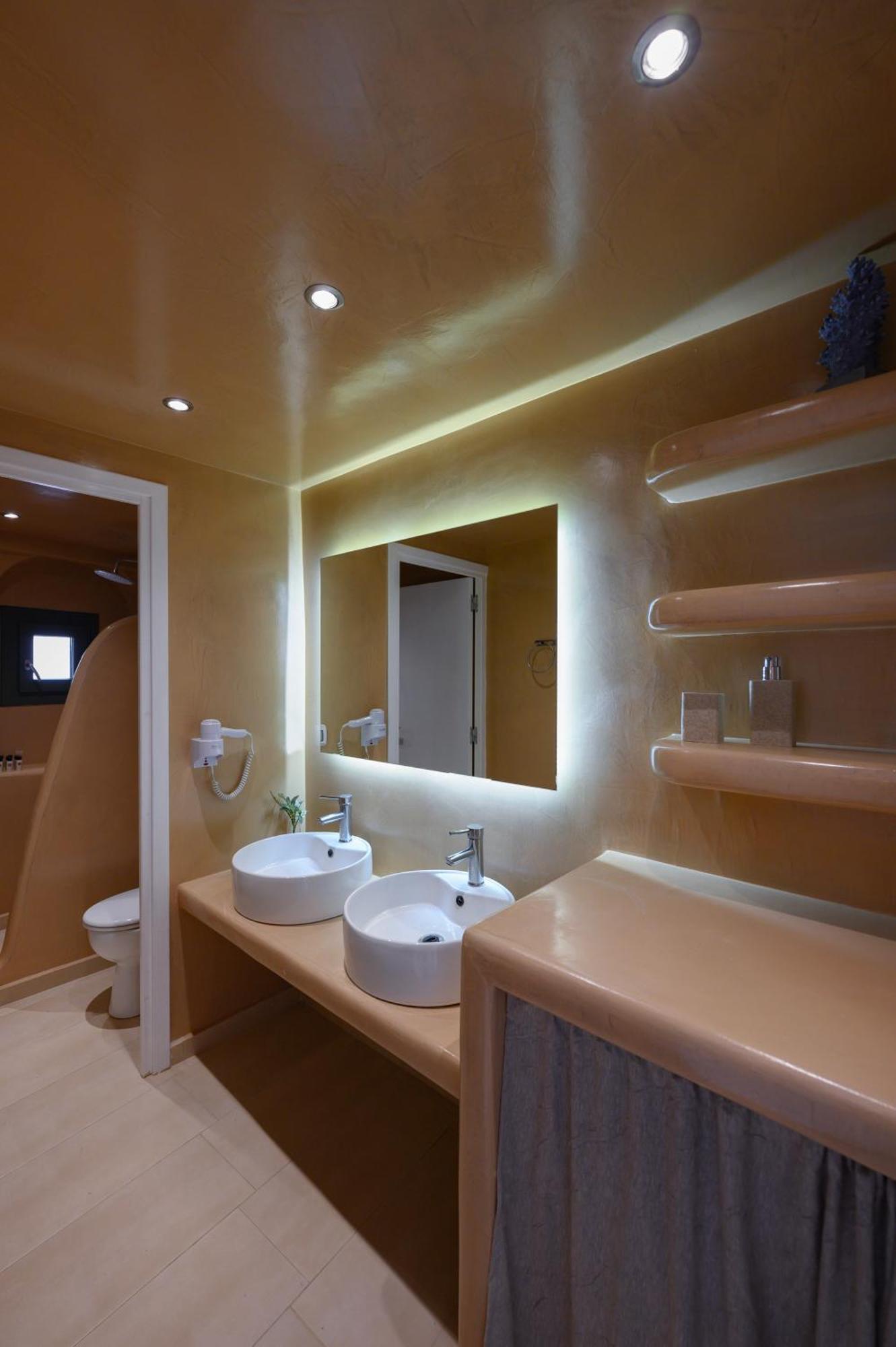מגלוחורי Elements Cave Suites חדר תמונה
